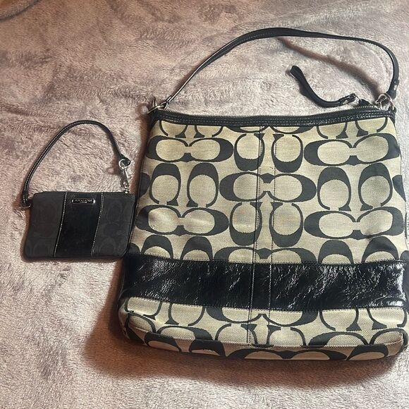 Coach purse bundle - Picture 1 of 9